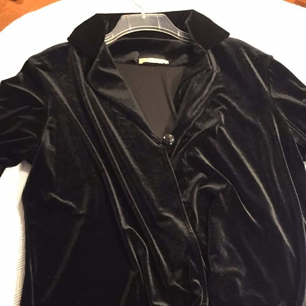 VINTAGE BLACK Velvet Robe  Large, Susan Lawrence, Pit to Pit 23”Preworn - Picture 2 of 14